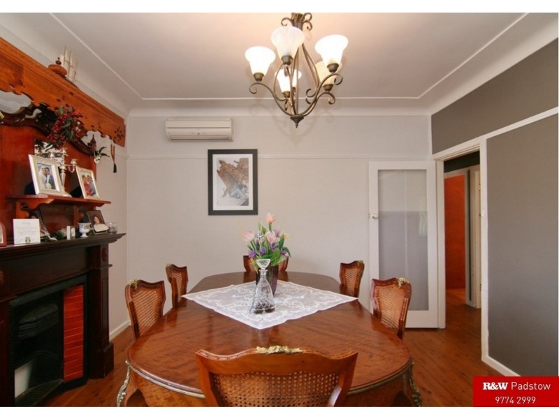 22 Blair Avenue, East Hills NSW 2213