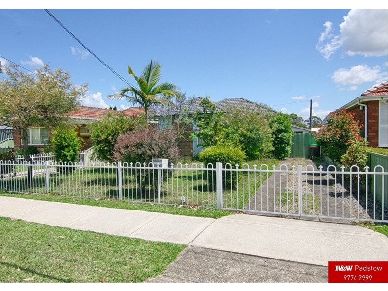 164 Lambeth Street, Panania NSW 2213