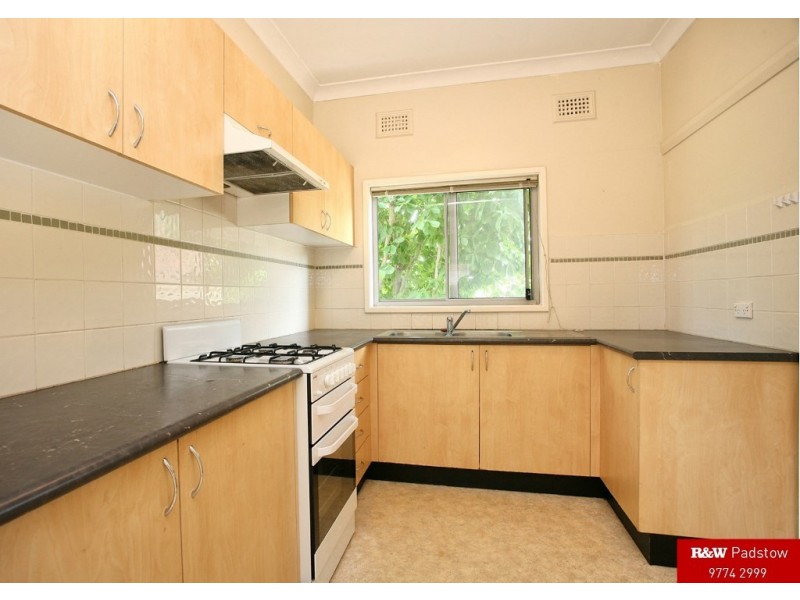 10 Farnham Avenue, Roselands NSW 2196