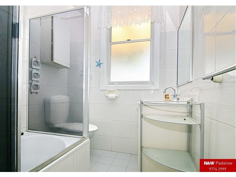 4 Robyn Street, Revesby NSW 2212