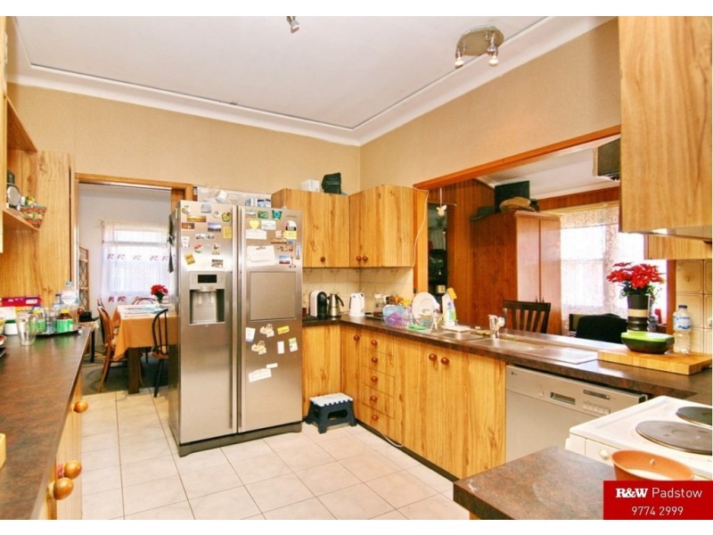 21 Lucas Road, East Hills NSW 2213