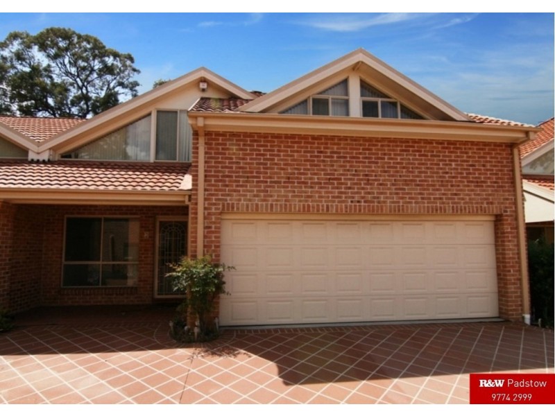 2/19 Gwandalan Road, Padstow NSW 2211