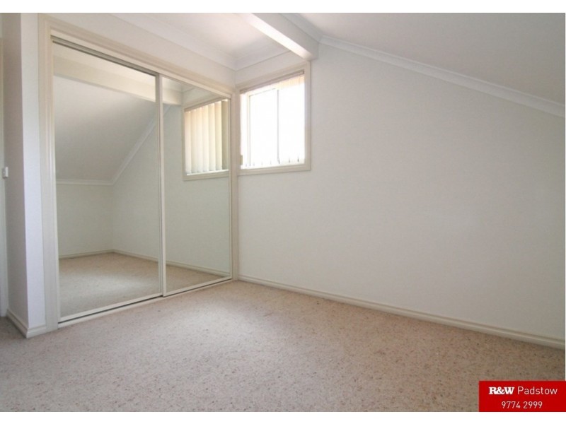 2/19 Gwandalan Road, Padstow NSW 2211