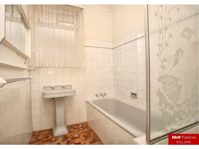 15 Prosser Ave, Padstow NSW 2211