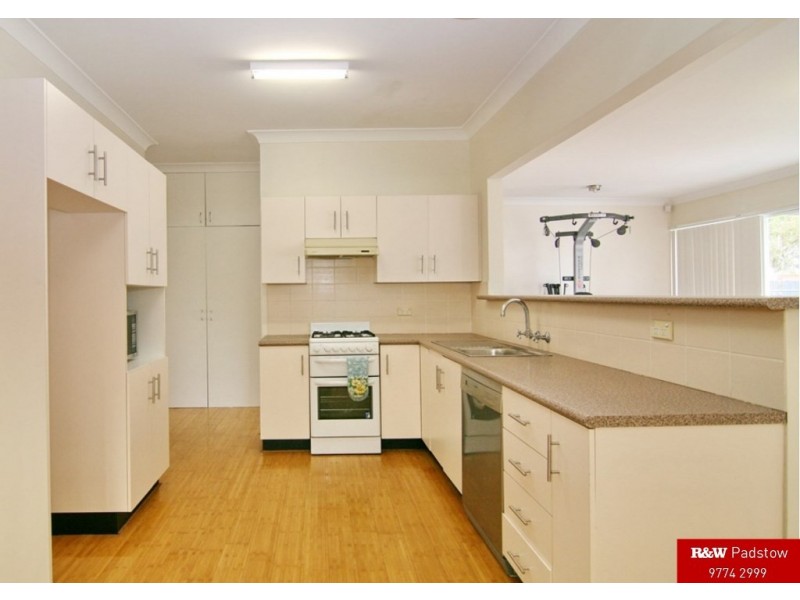 42 Chamberlain Road, Padstow NSW 2211