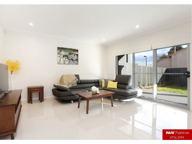 34A Mae Crescent, Panania NSW 2213