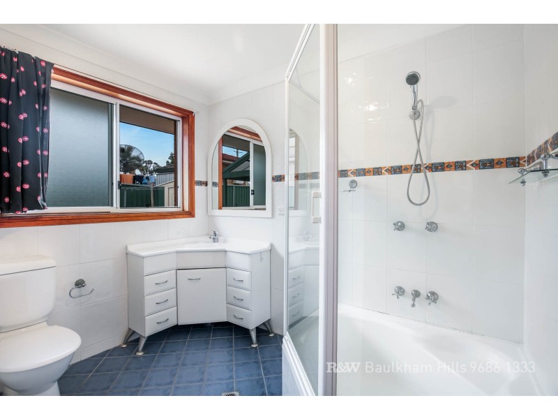 11 Flinders Avenue, Baulkham Hills NSW 2153