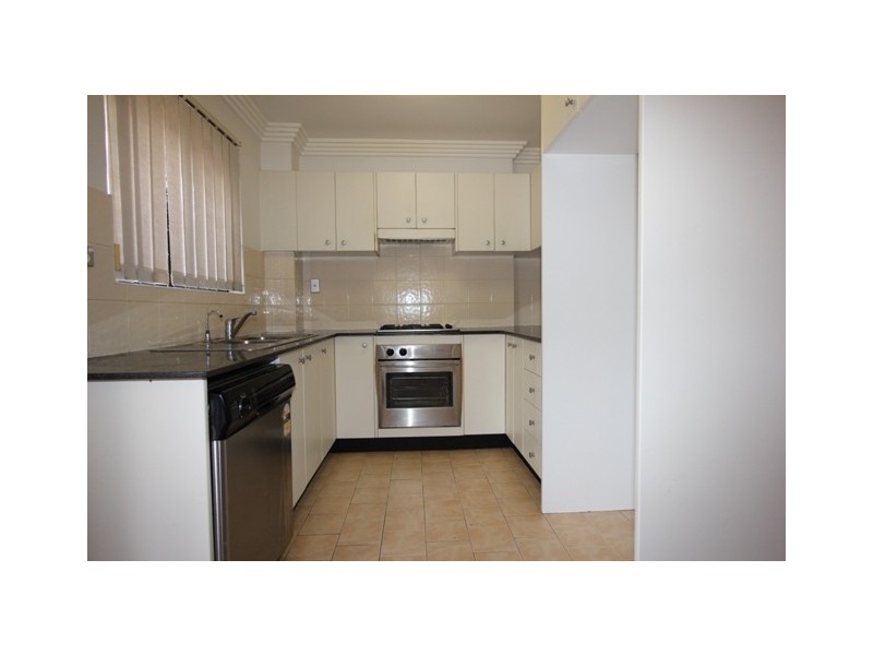 30/49 Dobson Crescent, Baulkham Hills NSW 2153