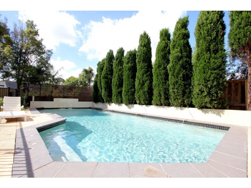 96 Brampton Drive, Beaumont Hills NSW 2155