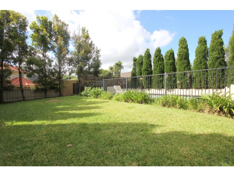 96 Brampton Drive, Beaumont Hills NSW 2155