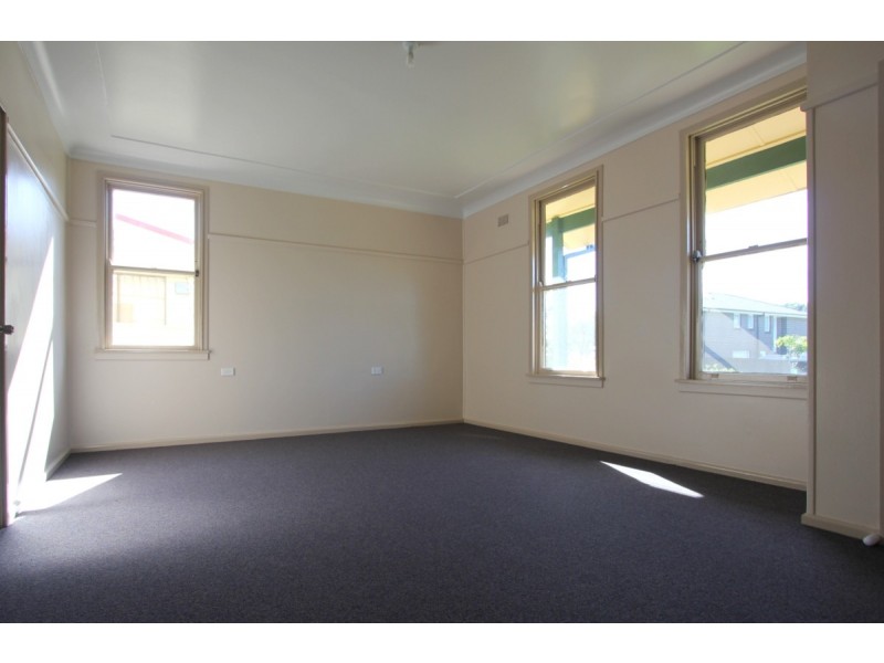 8 Mountfort Street, Lalor Park NSW 2147