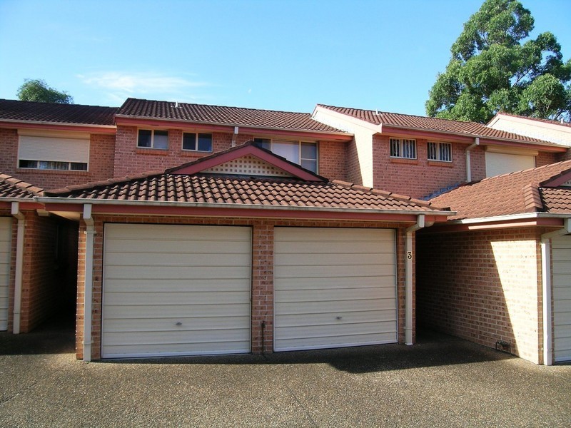 3/235  Windsor Road, Northmead NSW 2152