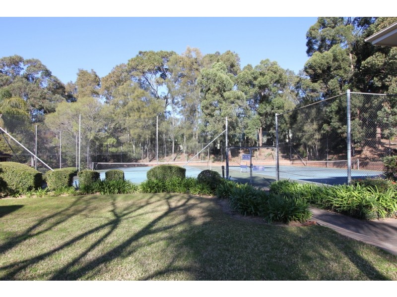 133/40 Strathalbyn Drive, Oatlands NSW 2117