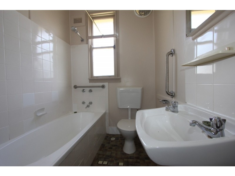 8 Mountfort Street, Lalor Park NSW 2147
