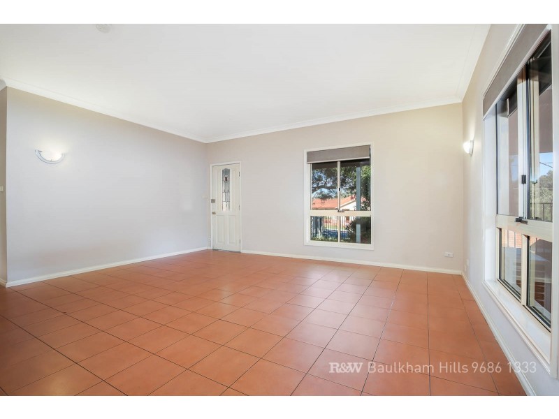 2B Glenn Avenue, Northmead NSW 2152