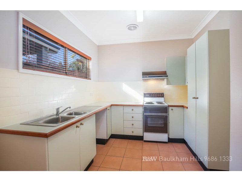 2B Glenn Avenue, Northmead NSW 2152