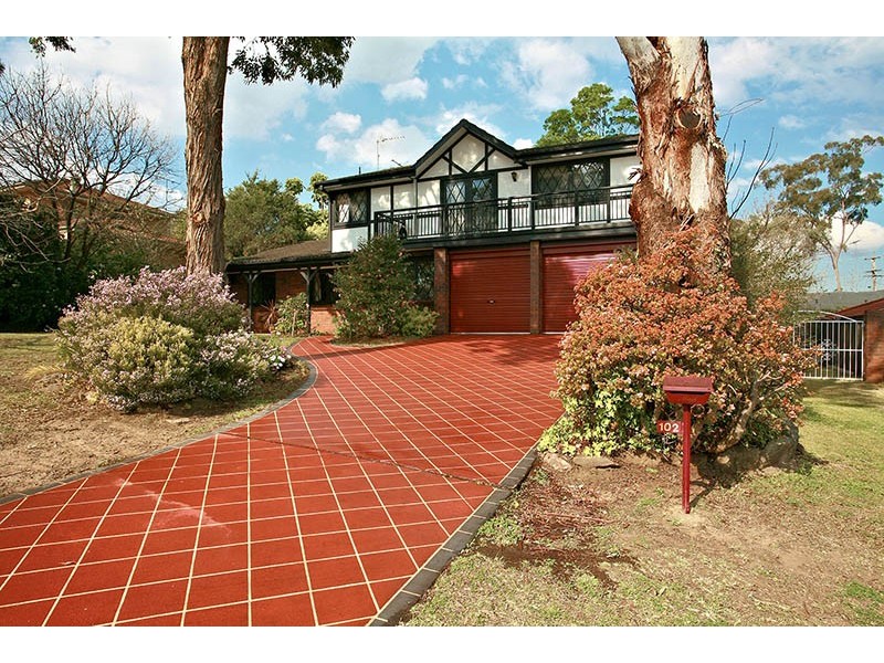 102 Fishburn Crescent, Castle Hill NSW 2154