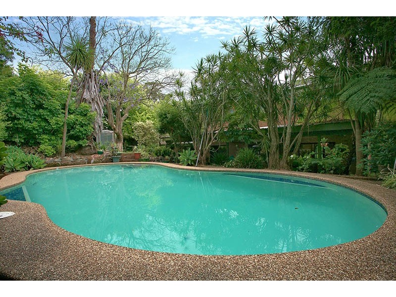 6 Lockhart Avenue, Castle Hill NSW 2154