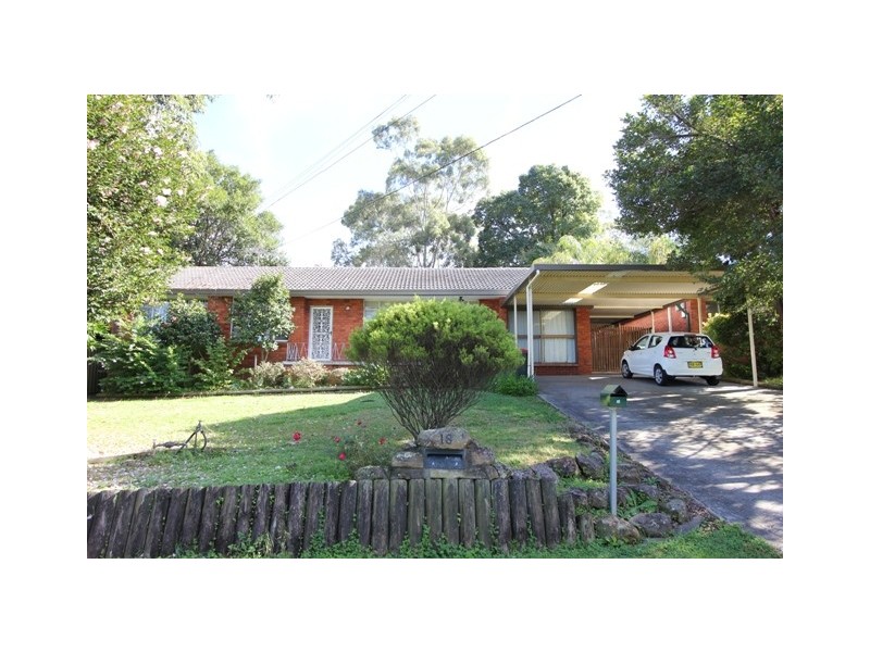 18 Ambleside Drive, Castle Hill NSW 2154
