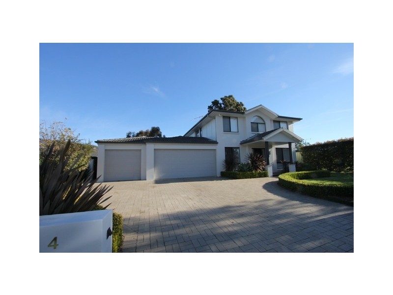 4 St Andrews Way, Rouse Hill NSW 2155