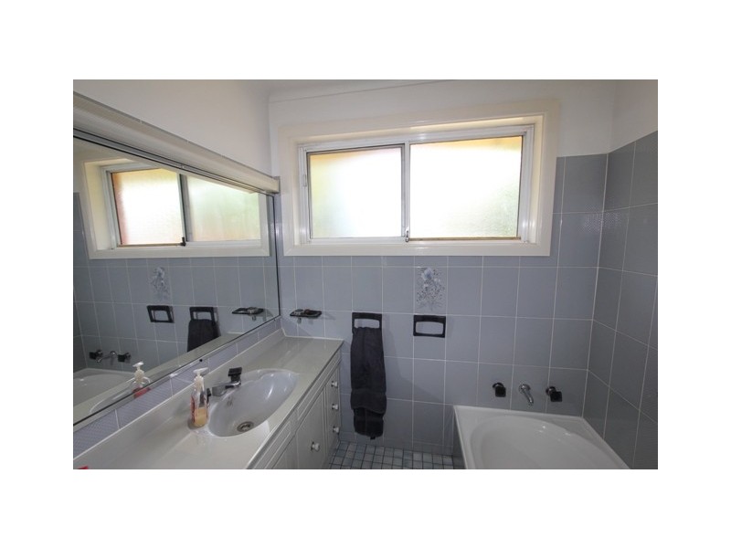 44 Balmoral Road, Northmead NSW 2152