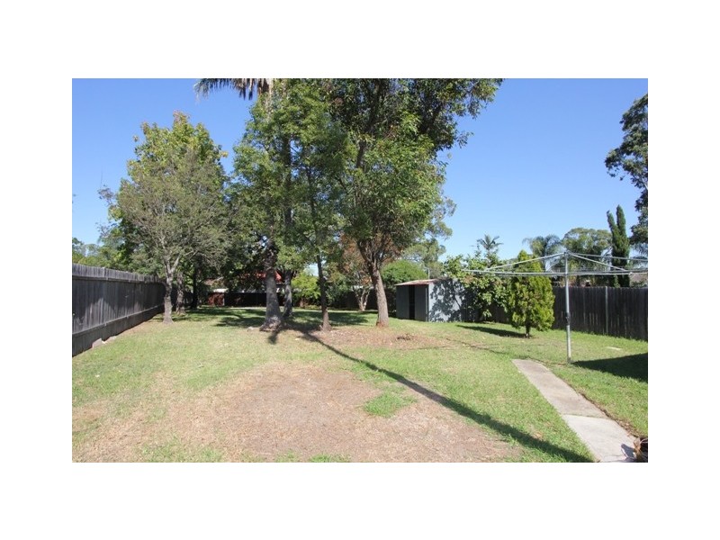 16 Hayes Road, Seven Hills NSW 2147