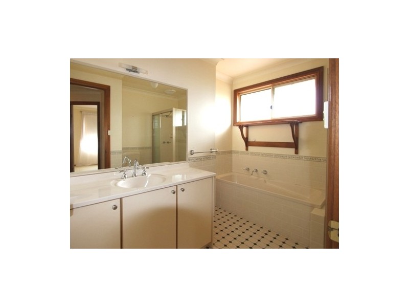 1/5A Merelynne Avenue, West Pennant Hills NSW 2125