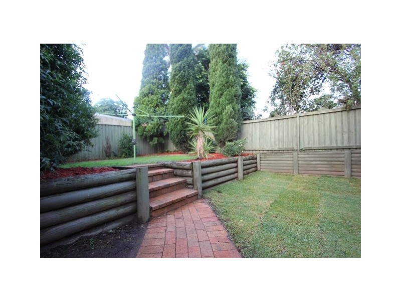 9 Clinton Street, Quakers Hill NSW 2763