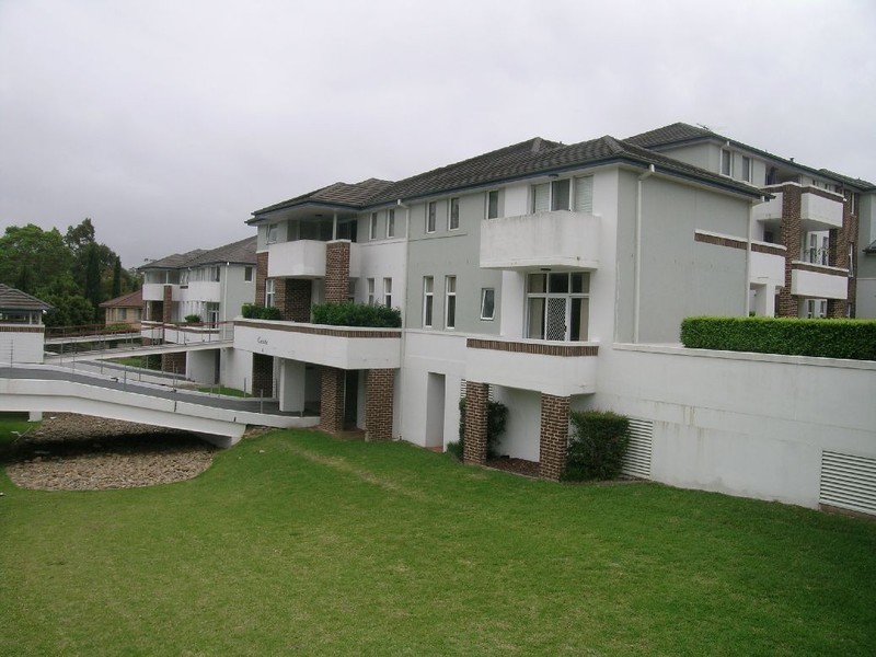 12/4-10 Orange grove, Castle Hill NSW 2154