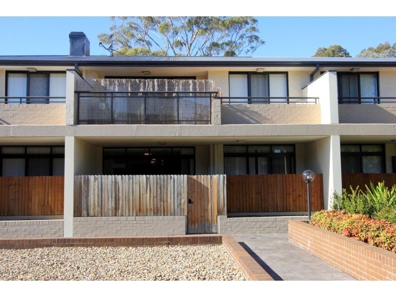 2/1 Russell Street, Baulkham Hills NSW 2153