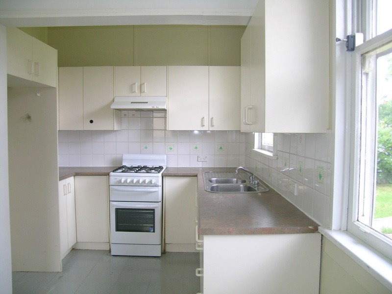 8 Fisher Road, Lalor Park NSW 2147