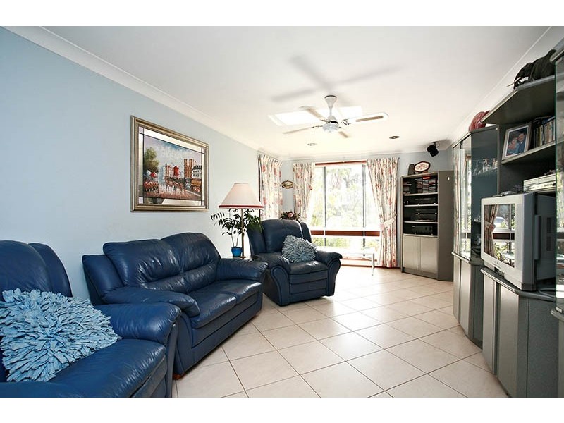 16 Icarus Place, Quakers Hill NSW 2763