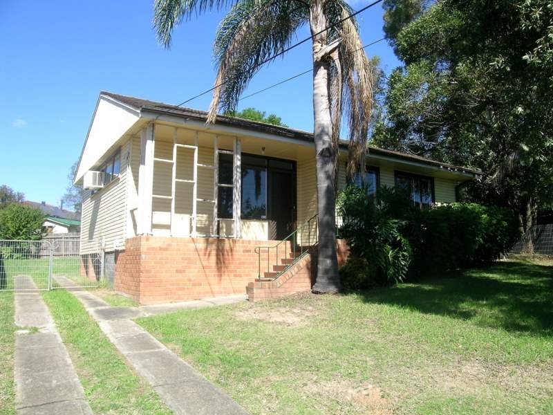 4 Farrar Place, Lalor Park NSW 2147