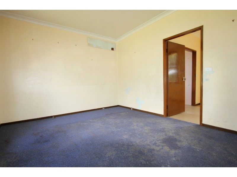 7 Funda Crescent, Lalor Park NSW 2147