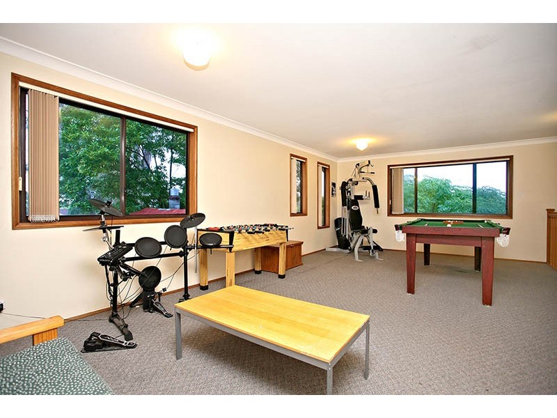 10 Talkook Place, Baulkham Hills NSW 2153