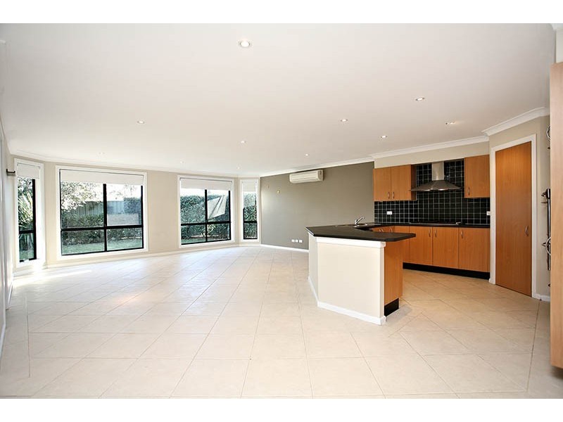 4 St Andrews Way, Rouse Hill NSW 2155
