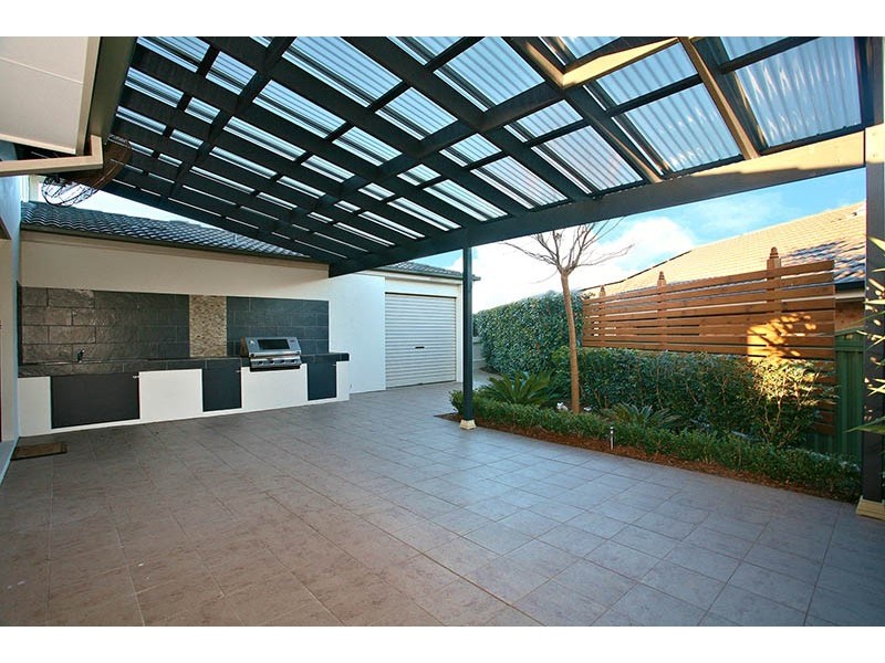 4 St Andrews Way, Rouse Hill NSW 2155