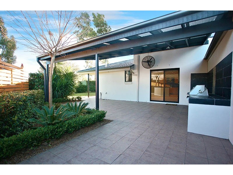 4 St Andrews Way, Rouse Hill NSW 2155