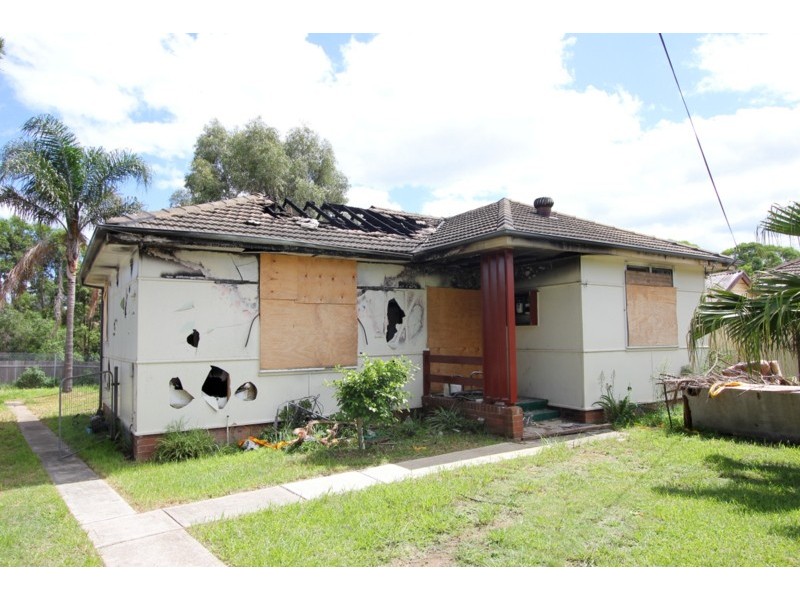 2 Lowry Road, Lalor Park NSW 2147