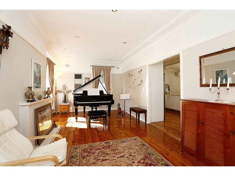 23 Charles Street, Oatlands NSW 2117