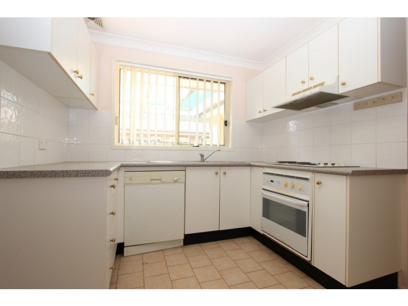 4/38-42 Brisbane Road, Castle Hill NSW 2154