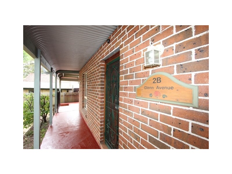 2B Glenn Avenue, Northmead NSW 2152