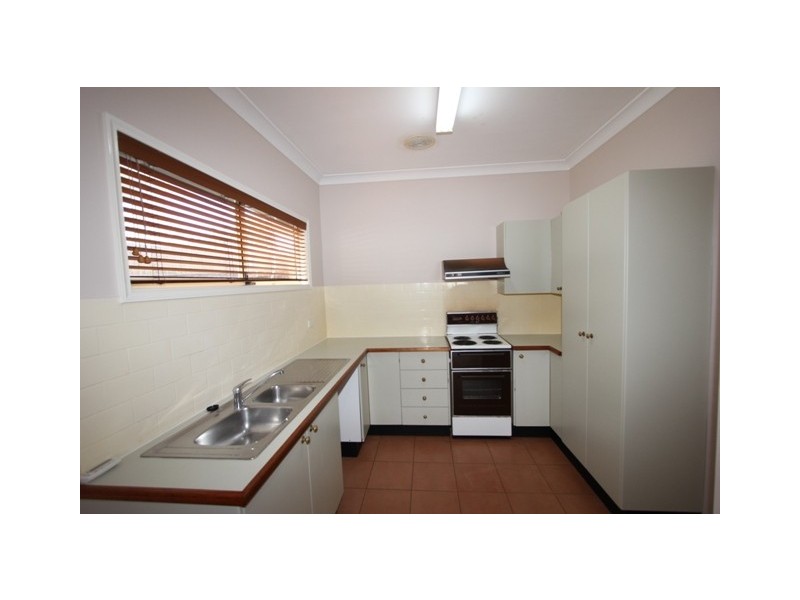 2B Glenn Avenue, Northmead NSW 2152