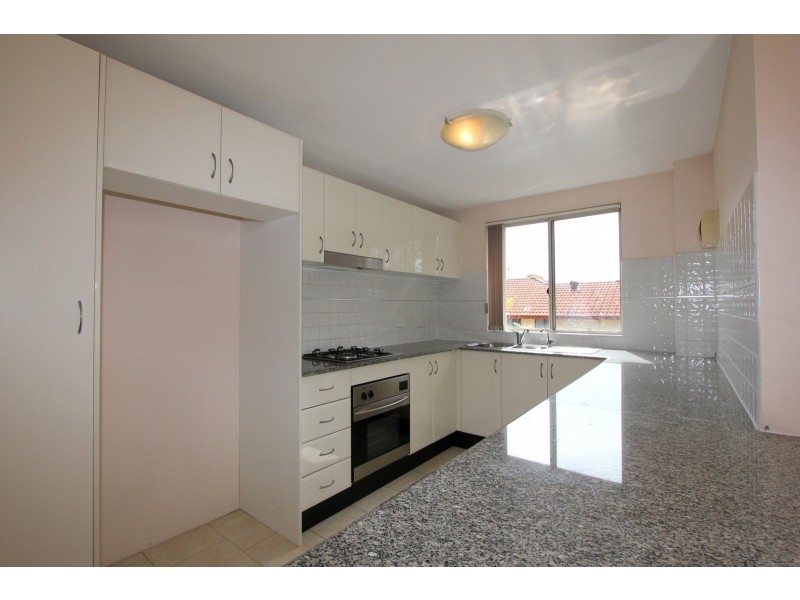 9/2 Conie Avenue, Baulkham Hills NSW 2153