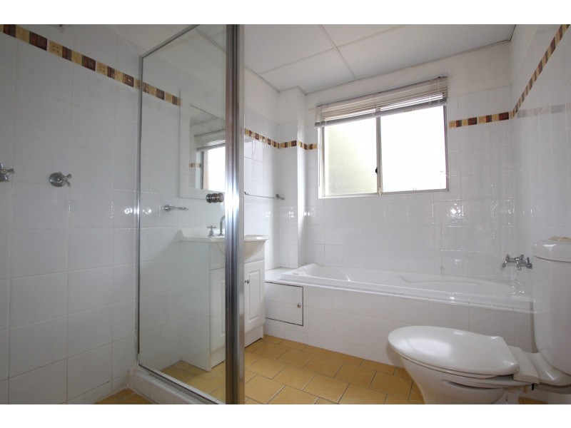 9/2 Conie Avenue, Baulkham Hills NSW 2153