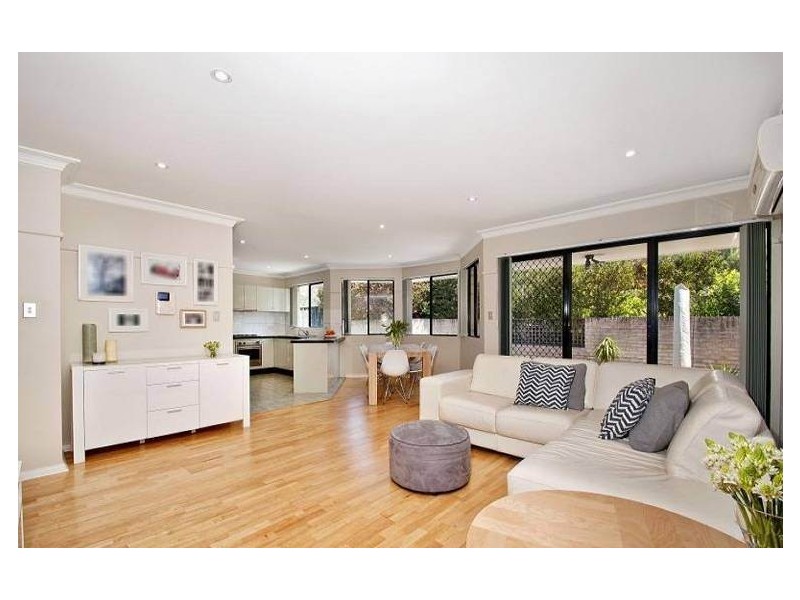 4/29 Pearce Street, Baulkham Hills NSW 2153