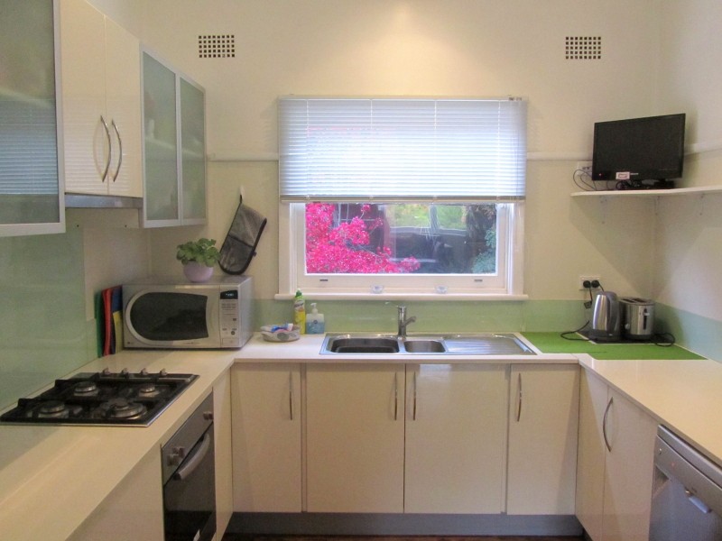 8 Vera Street, Baulkham Hills NSW 2153