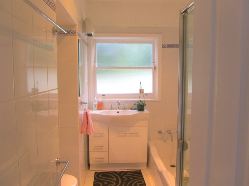 8 Vera Street, Baulkham Hills NSW 2153