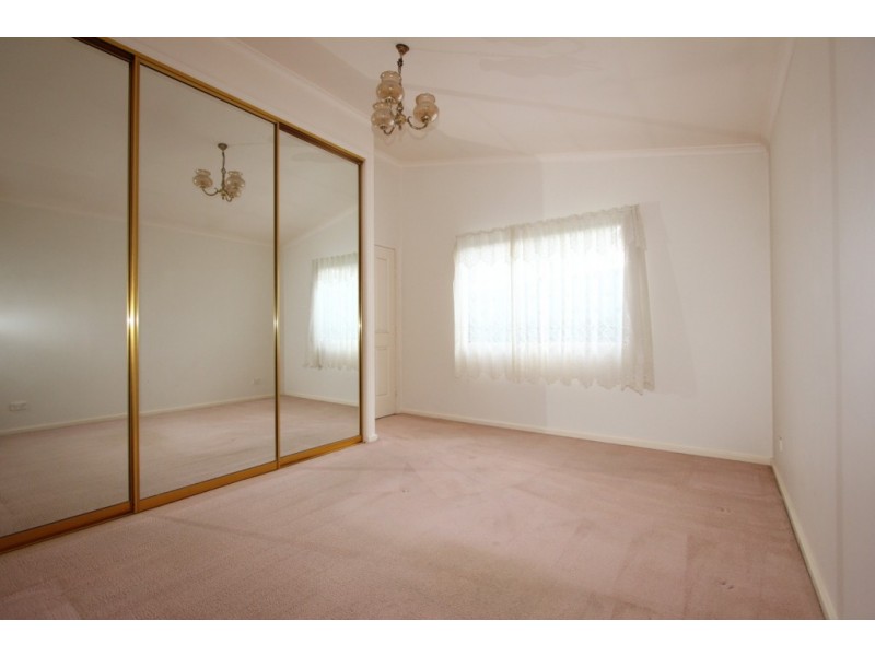 12a Fletcher Street, Northmead NSW 2152