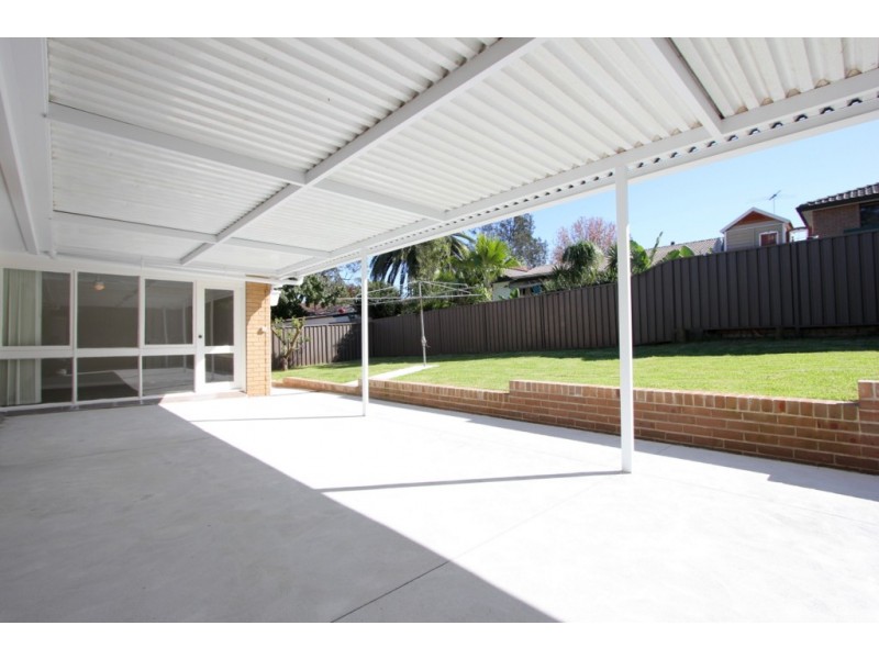 52 Rockley Avenue, Baulkham Hills NSW 2153